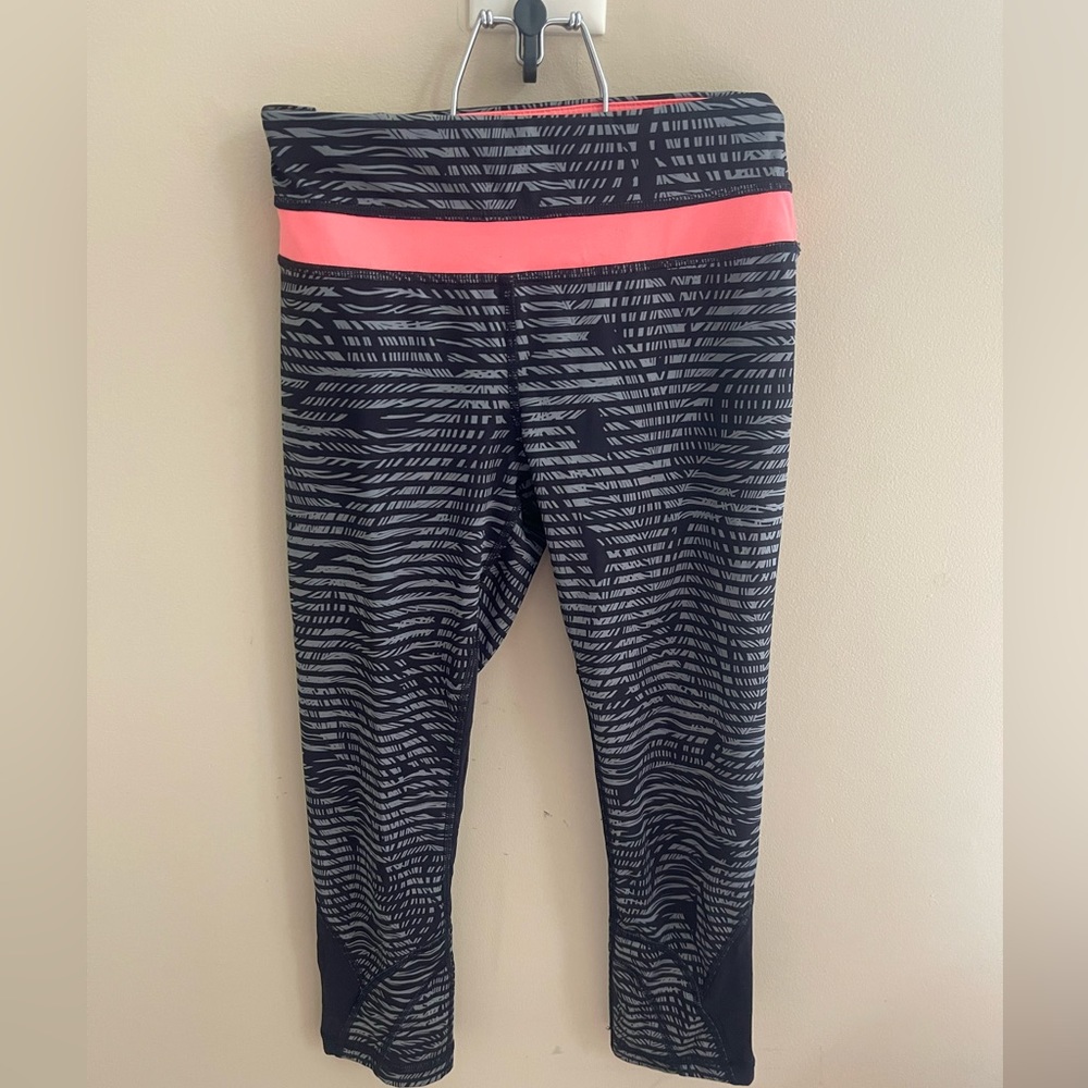 Lululemon quarter length tights
